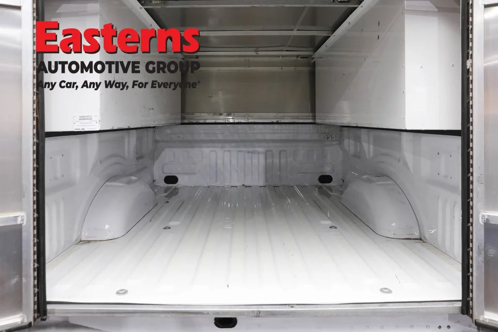 Used 2019 White Ford XL image 9