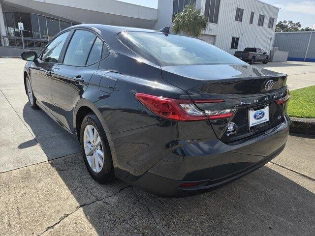 Used 2025 BLACK Toyota LE image 3