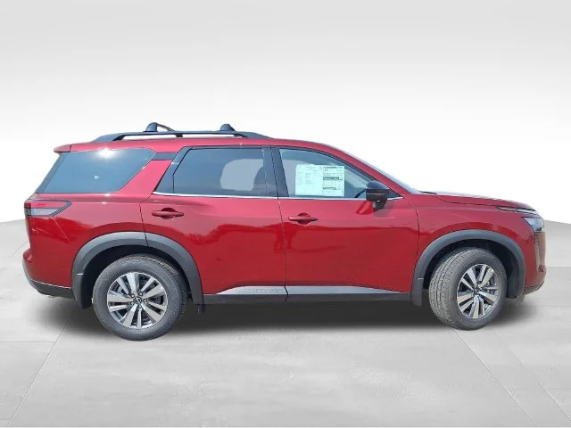 New 2026 Scarlet Ember Tintcoat Nissan SL image 8