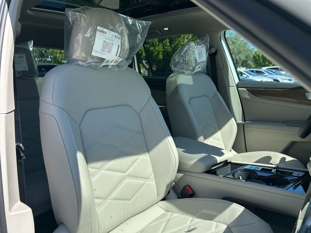 2026 Volkswagen Atlas SE w/Tech - Photo 40