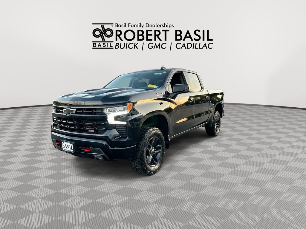 Used 2024 Black Chevrolet LT Trail Boss image 4