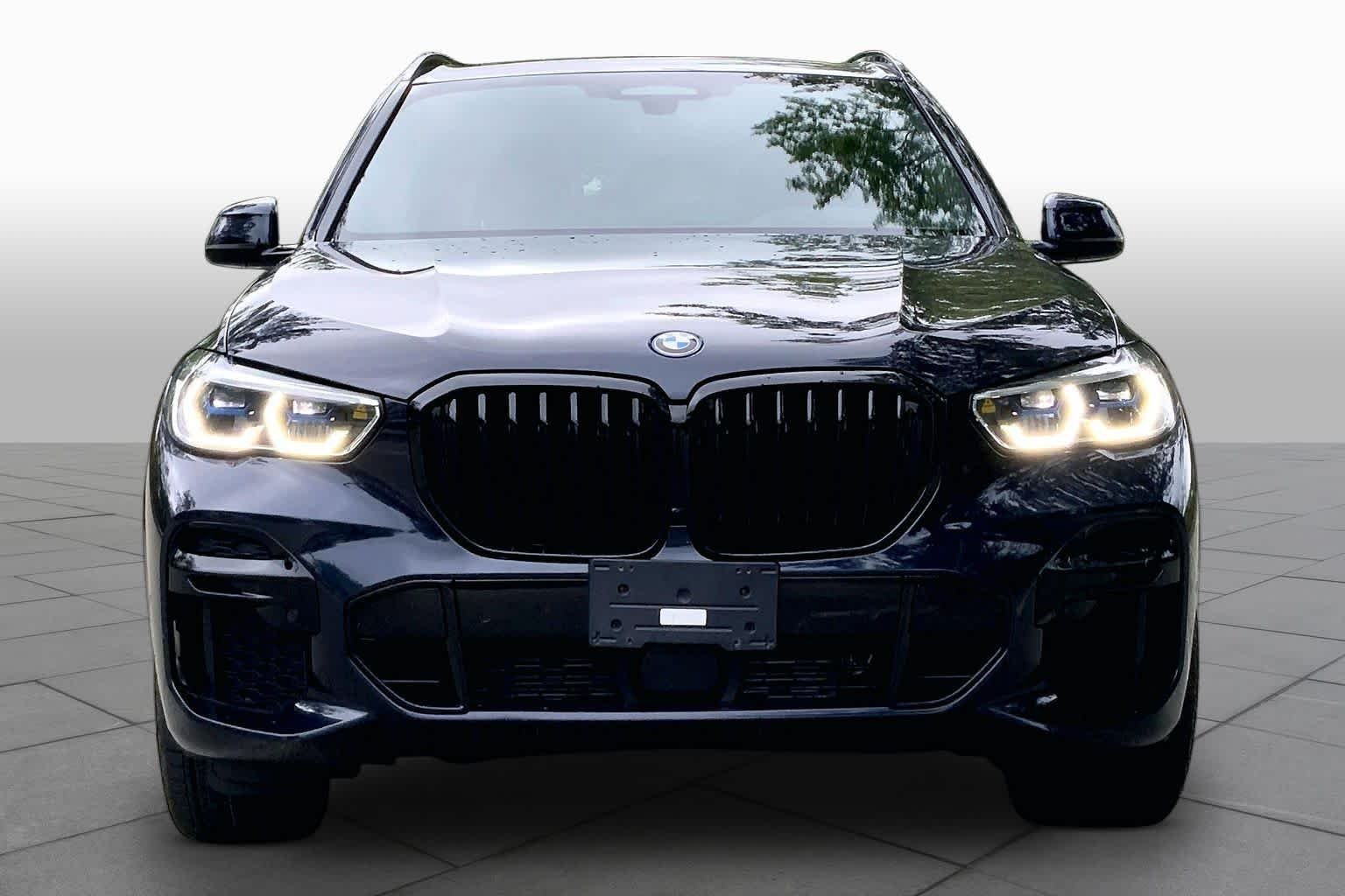 Used 2023 Carbon Black Metallic BMW xDrive45e image 3