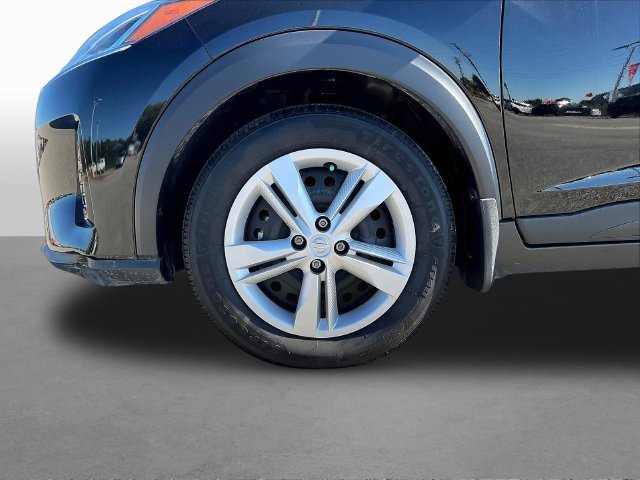 Used 2025 Black Nissan S image 32