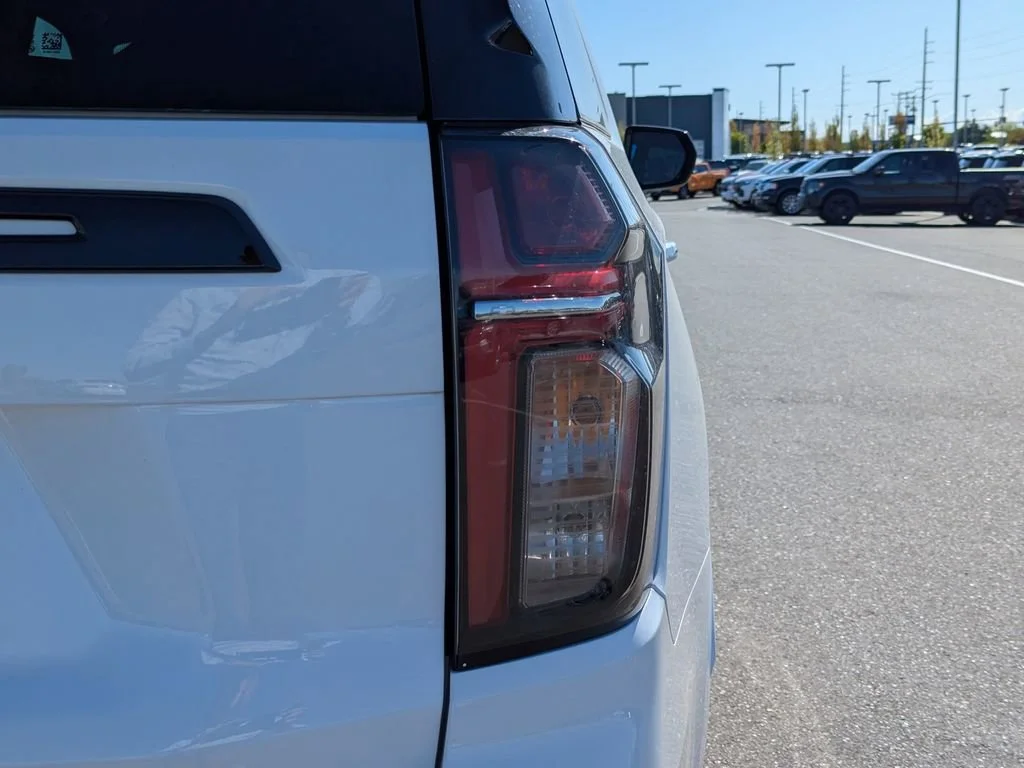 2023 Chevrolet Suburban RST - Photo 49