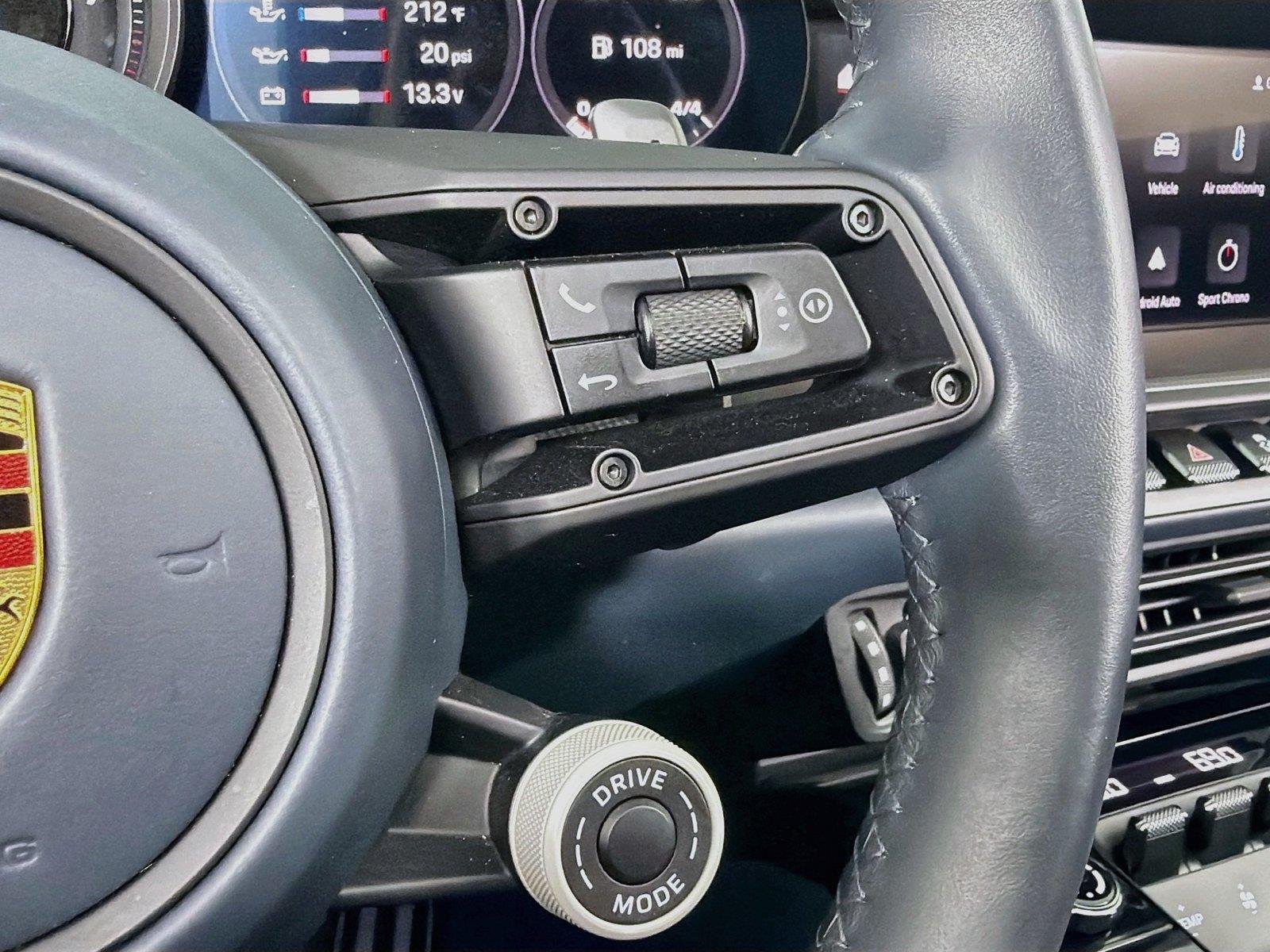 Used 2022 Chalk Porsche 4S image 17