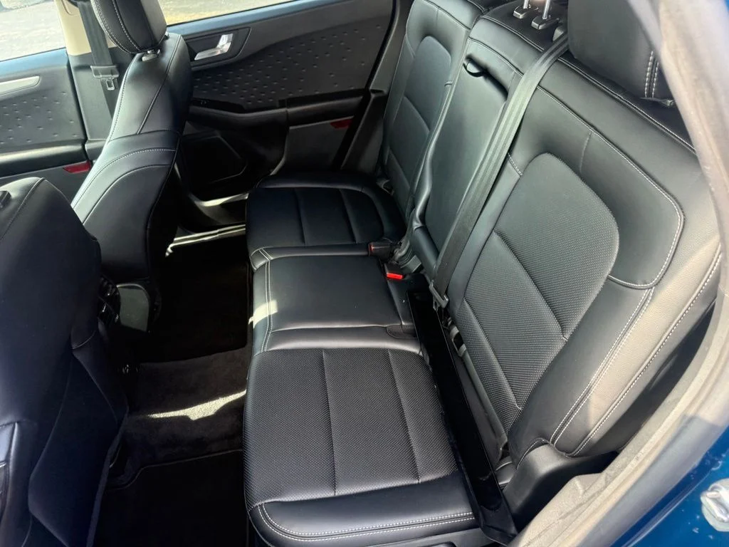 Used 2020 Green Metallic Ford SEL image 37