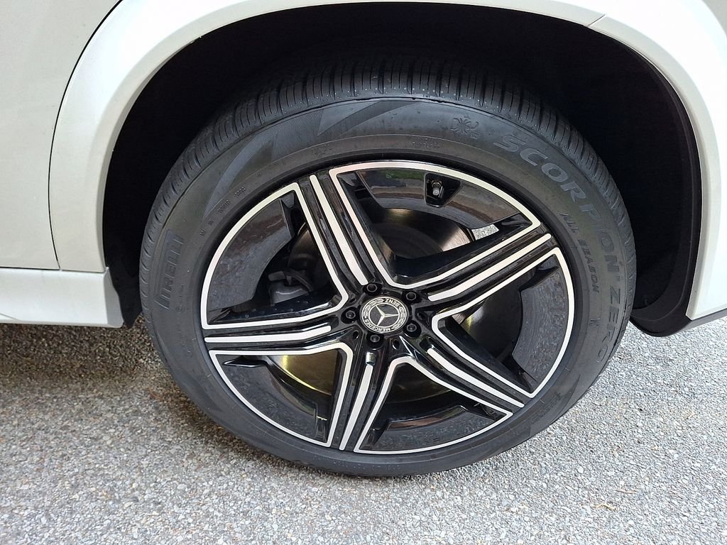 New 2026 Polar White Mercedes-Benz GLE 350 image 8