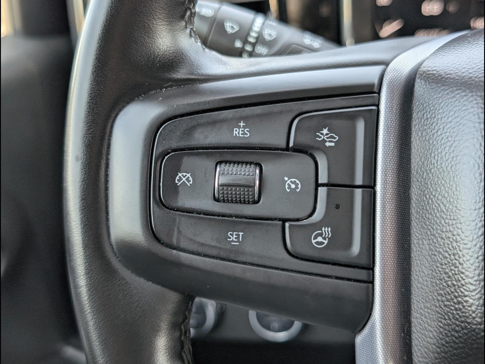 2025 GMC Sierra 1500 SLT - Photo 22