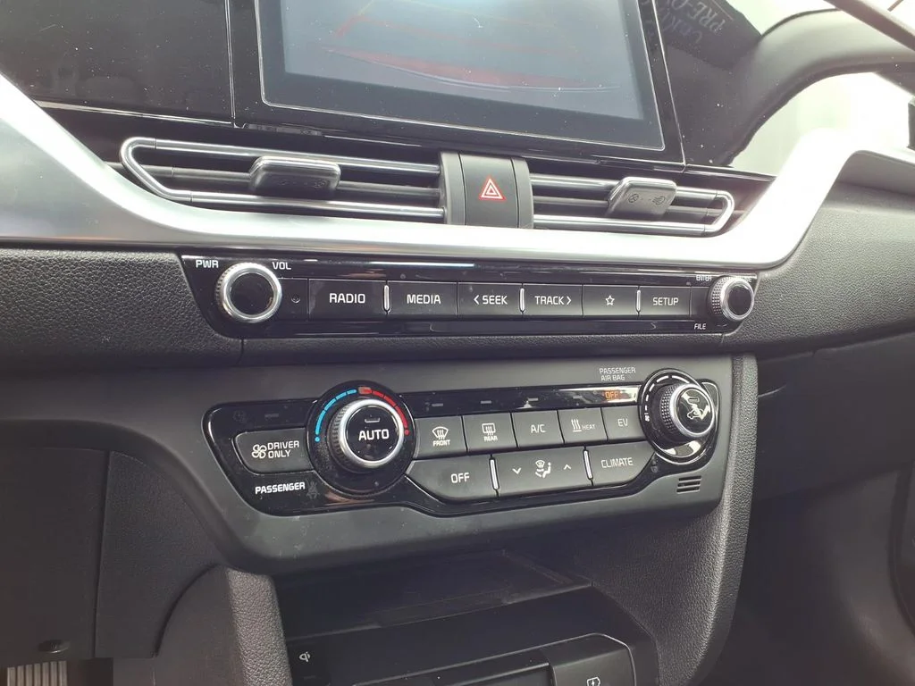 Certified Used 2022 Red Kia S image 18