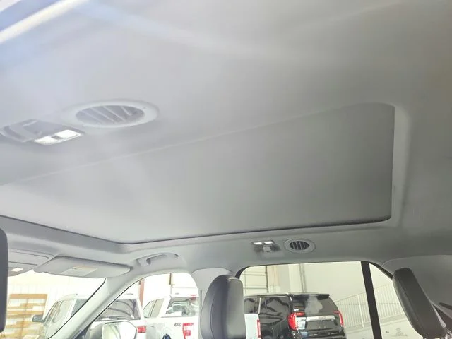 Used 2022 Blue Ford XLT image 9