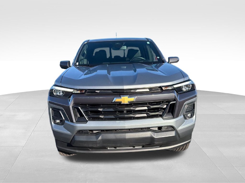 Used 2024 Gray Chevrolet LT image 9