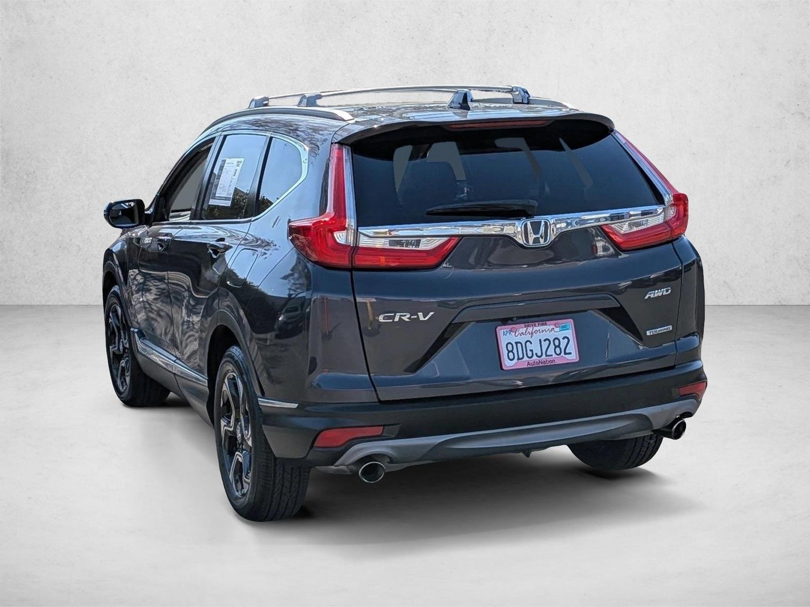 Used 2018 Silver/Gray Honda Touring image 8