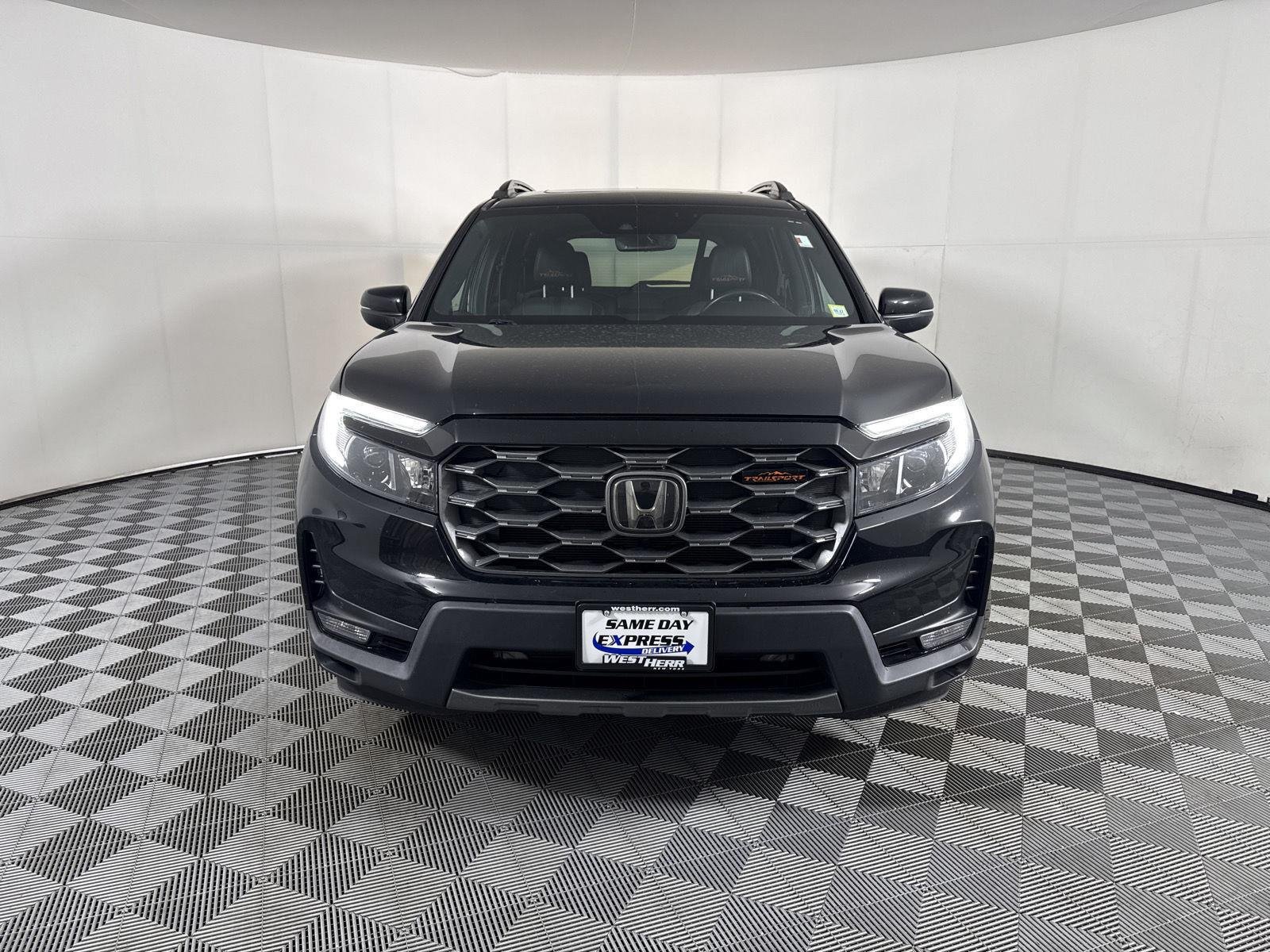 Used 2022 Crystal Black Pearl Honda TrailSport image 2