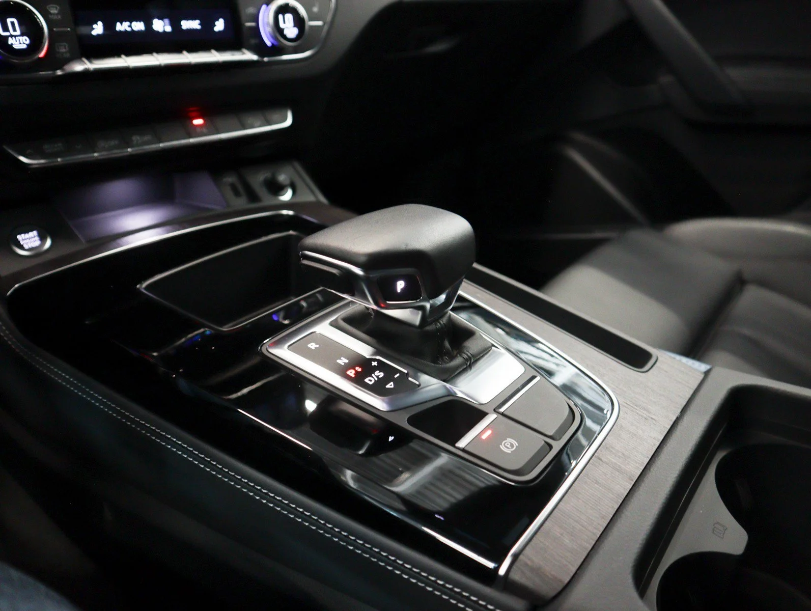 Used 2025 Mythos Black Metallic Audi S line Premium Plus image 20