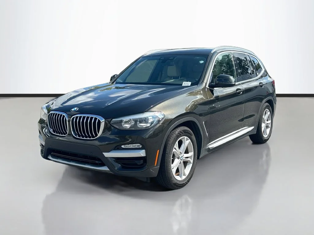 Used 2019 Green BMW sDrive30i image 6