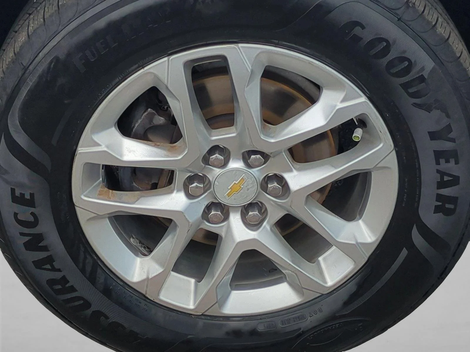 Used 2019 Summit White Chevrolet LS image 24