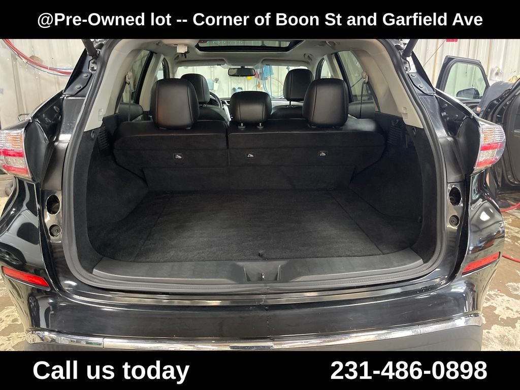 Used 2018 Black Nissan SL image 22