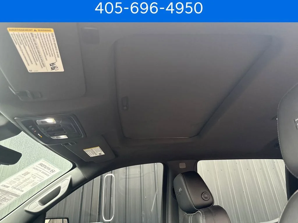 Pre-Owned 2021 Chevrolet Silverado 1500 High Country