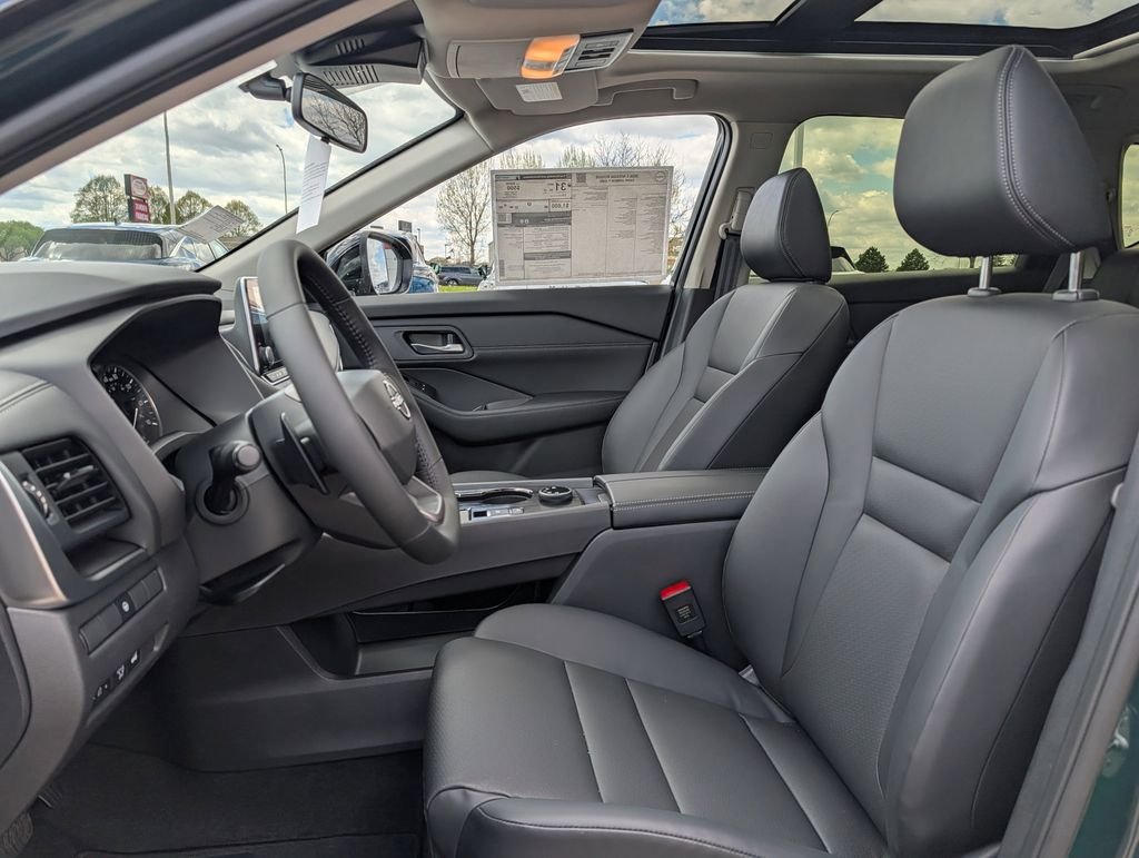 New 2026 Obsidian Green Pearl Nissan Dark Armor™ image 5