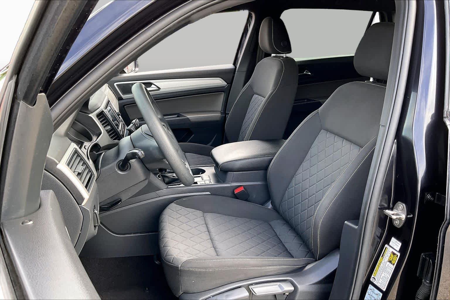 Pre-Owned 2021 Volkswagen Atlas Cross Sport 2.0T S