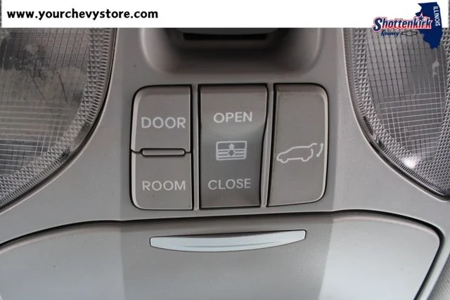 Used 2015 Blue Hyundai Base image 32
