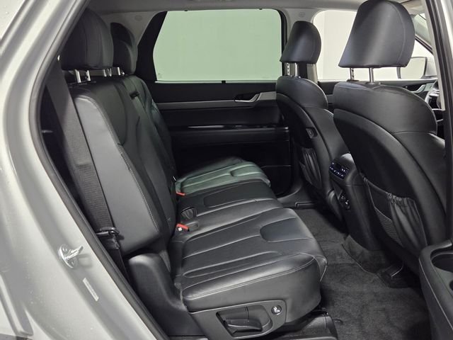 Used 2025 Silver Hyundai SEL Premium image 16