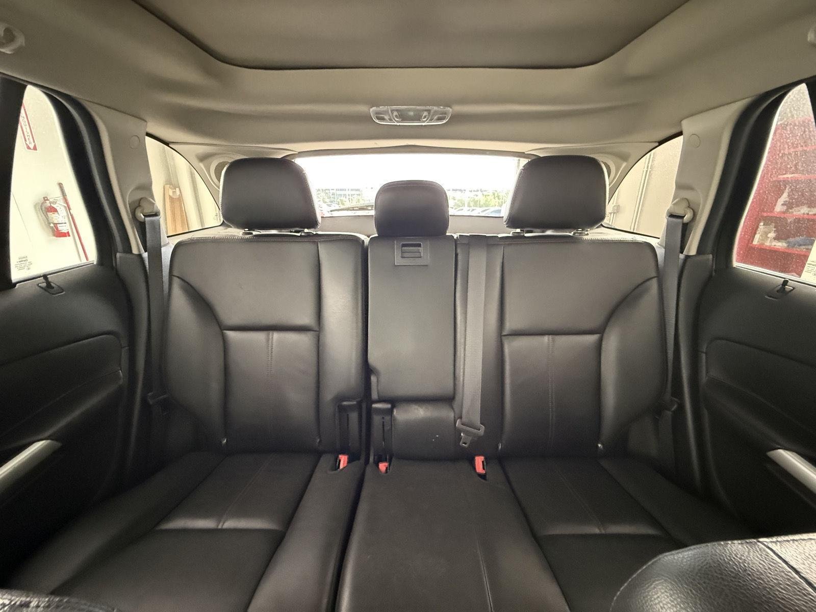 Used 2013 Mineral Grey Metallic Ford Limited image 6