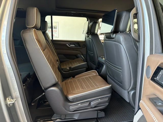 2026 GMC Yukon XL Denali Ultimate - Photo 27