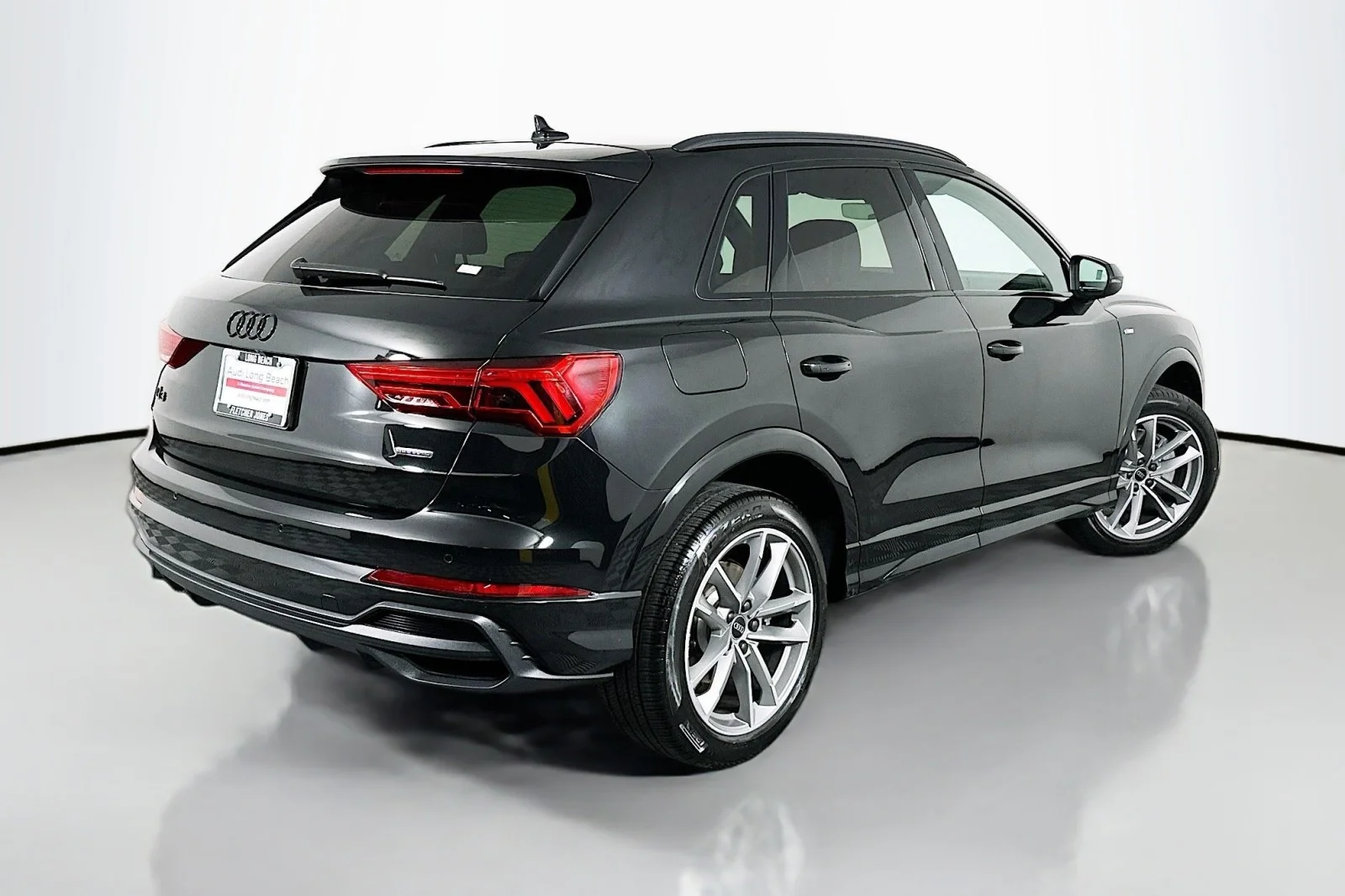 Used 2023 Mythos Black Metallic Audi S line Premium image 14