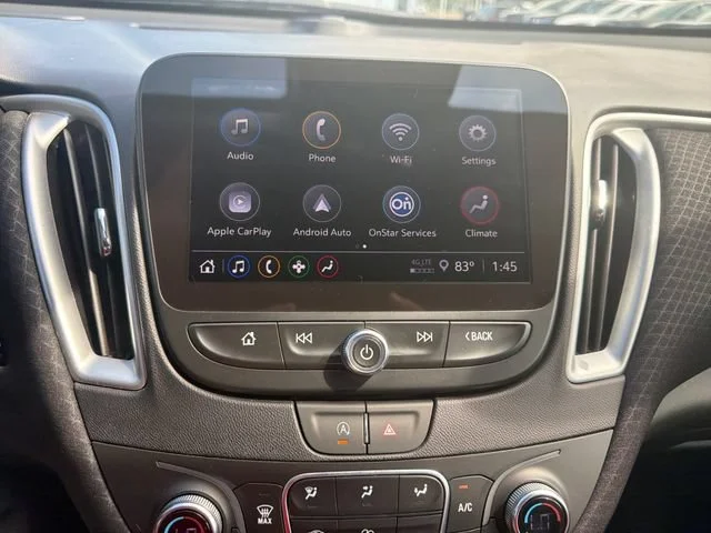 Used 2025 Summit White Chevrolet 1LT image 22