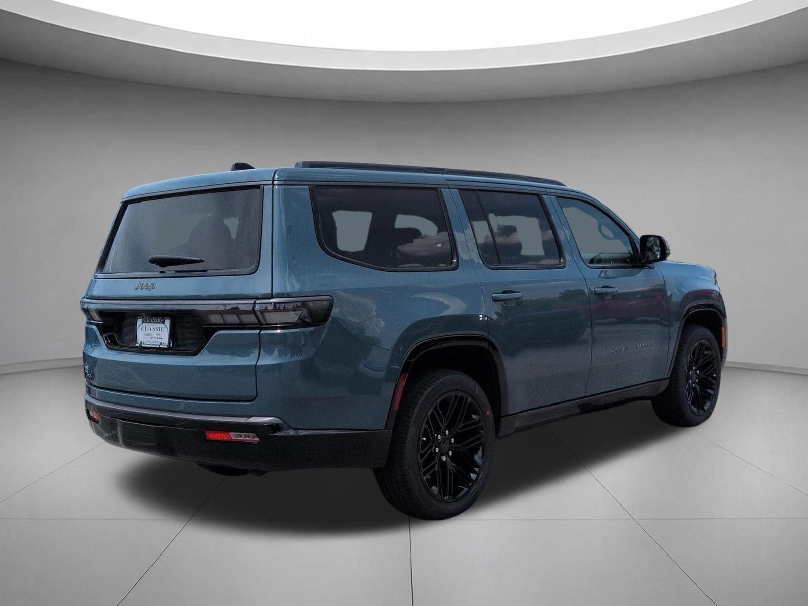 New 2026 Steel Blue Exterior Paint Jeep Limited Reserve image 5