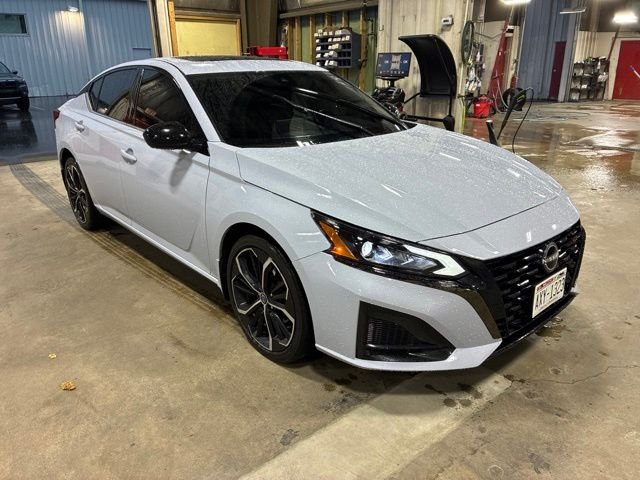Used 2023 Gray Sky Pearl Nissan 2.5 SR image 3