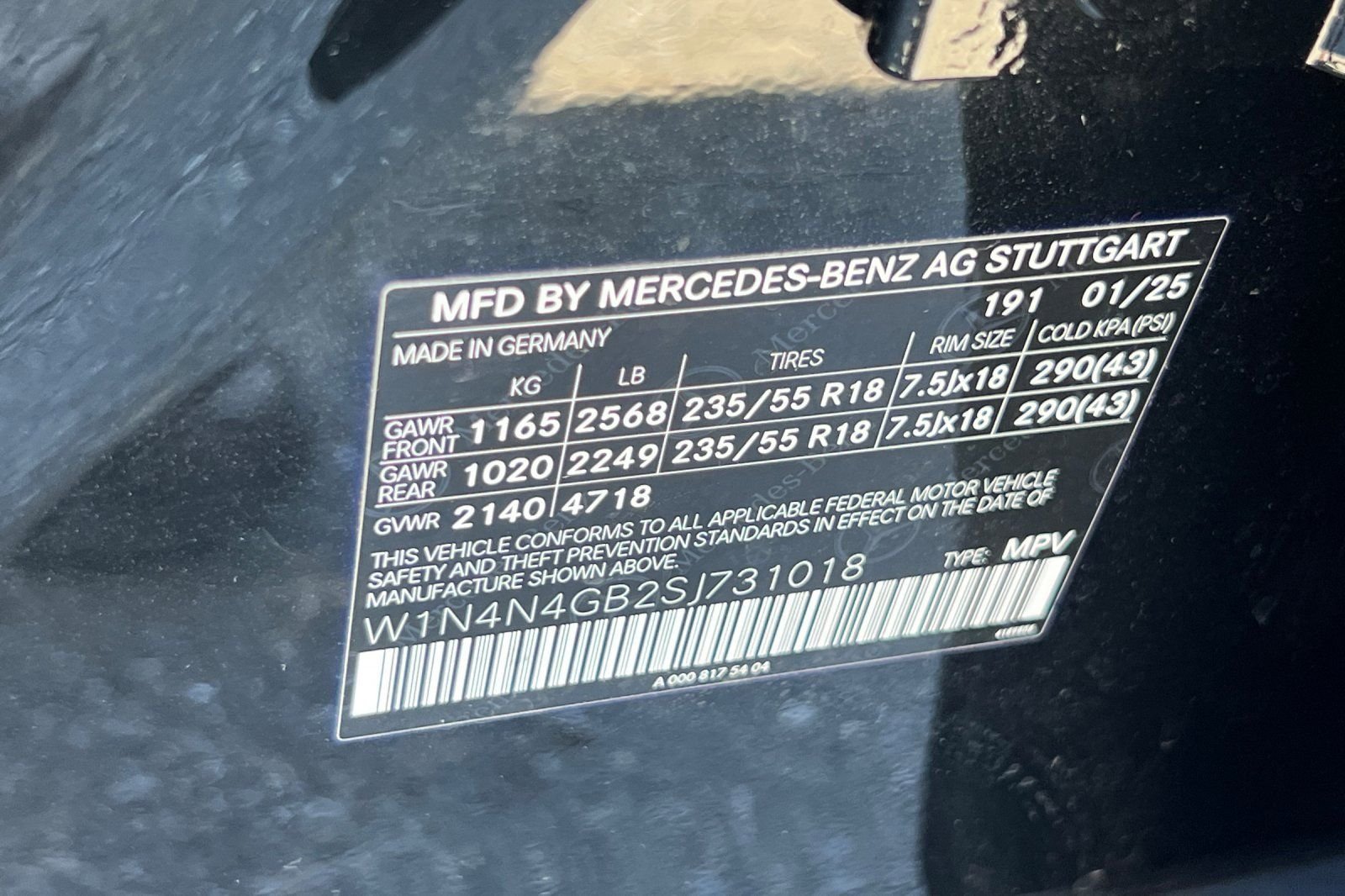 Used 2025 Cosmos Black Metallic Mercedes-Benz 250 image 33