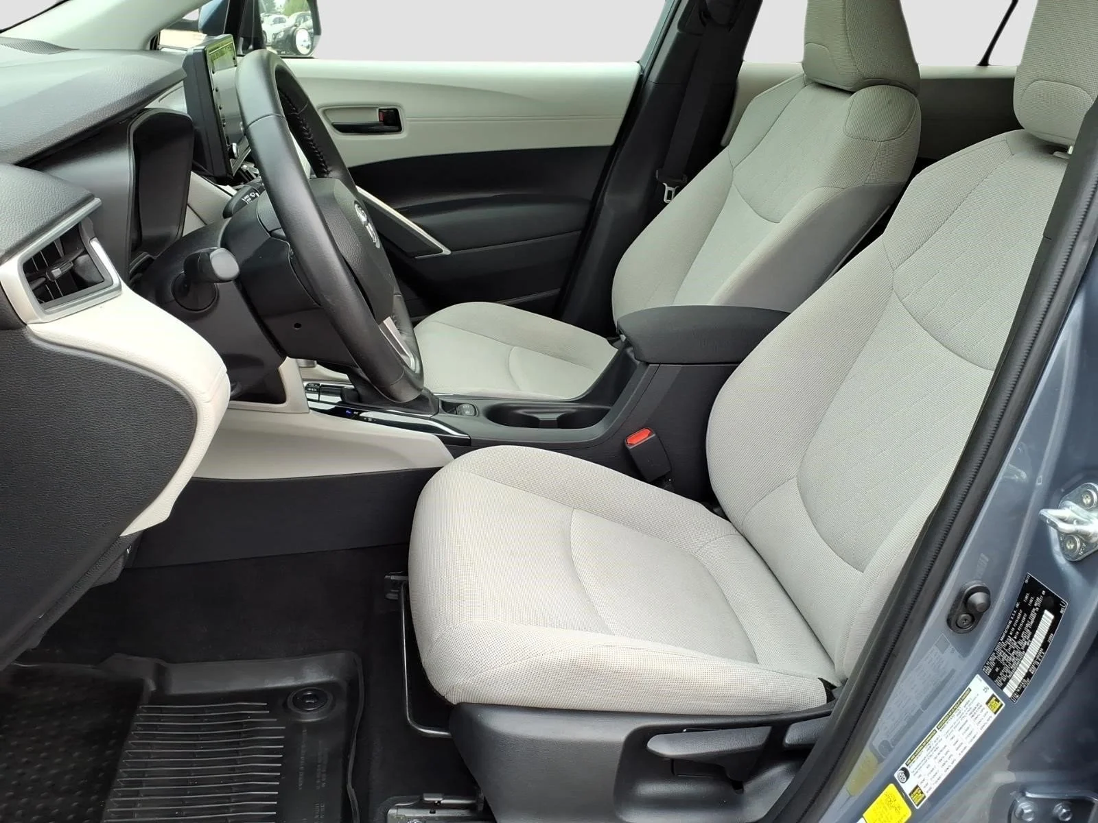 Used 2022 Celestite 1k3 Toyota LE image 12