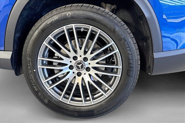 New 2026 Starling Blue Metallic Mercedes-Benz GLC 300 image 59