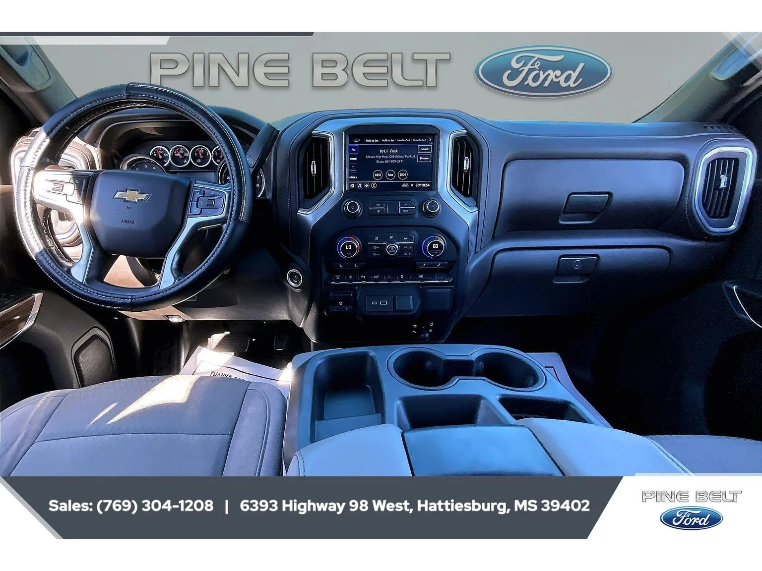 Used 2021 Summit White Chevrolet LT image 14