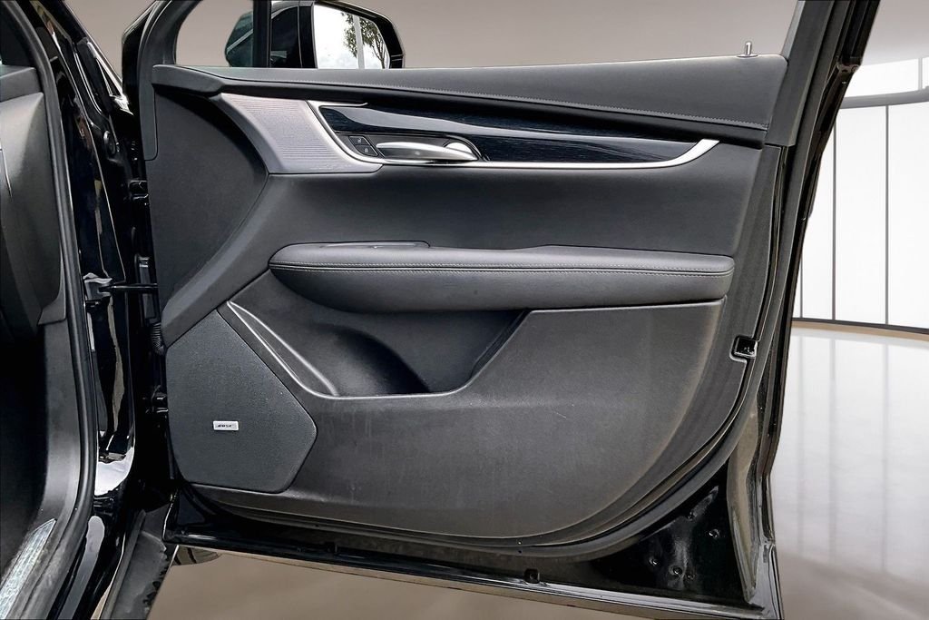 Used 2025 Black Cadillac Premium Luxury image 19