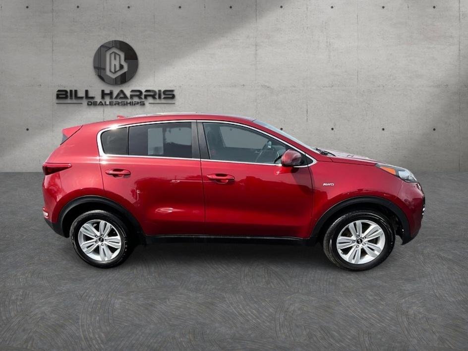Used 2018 Red Kia LX image 4