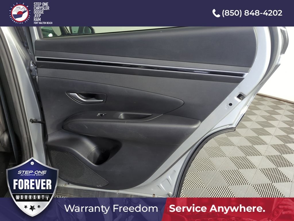Used 2024 Silver Hyundai SEL image 30