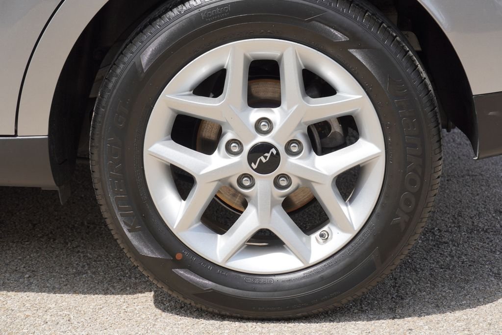 Used 2024 Gray Kia LX image 9