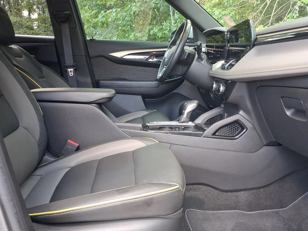 Used 2024 Gray Chevrolet ACTIV image 32