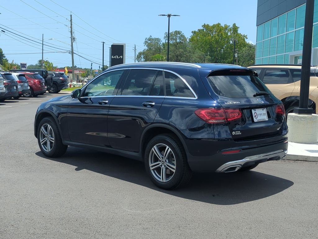 Used 2022  Mercedes-Benz GLC 300 image 5