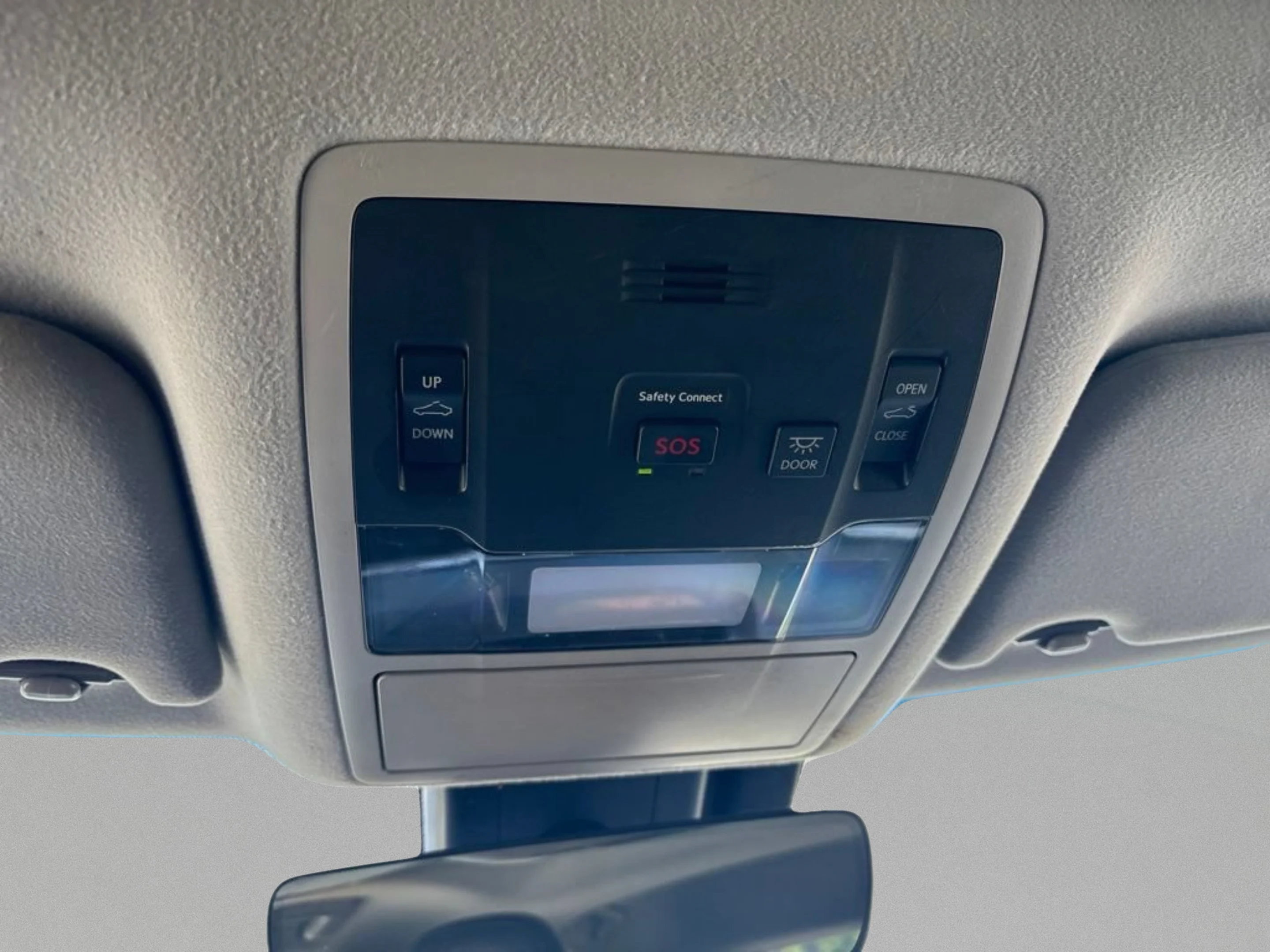 Used 2019 Silver Lexus 350 image 17