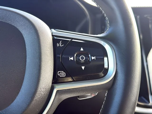 Used 2020 Gray Volvo T5 R-Design image 18