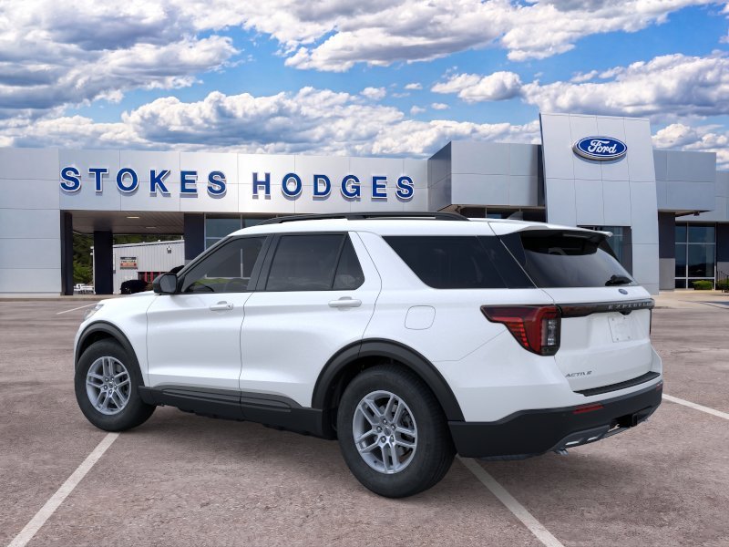 New 2026 Star White Metallic Tri-Coat Ford Active image 5