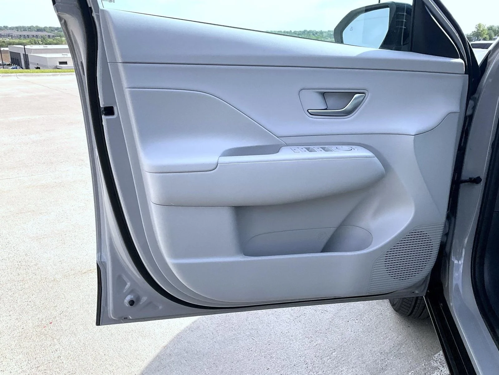 New 2026 Gray Hyundai SEL Premium image 10
