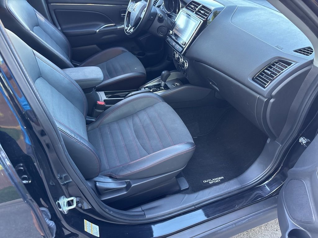 Certified Used 2025 Black Mitsubishi  image 43