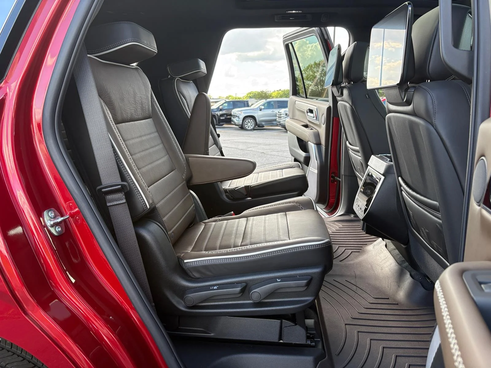 Used 2026 Volcanic Red Tintcoat GMC Denali Ultimate image 24
