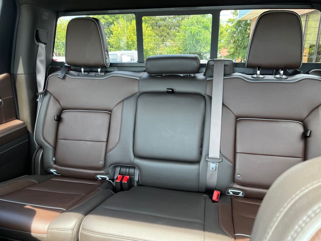 Used 2025 White GMC Denali image 14