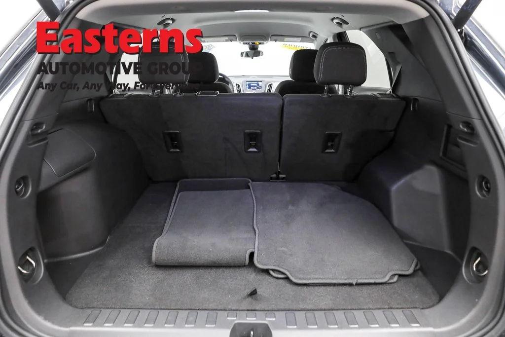 Used 2023 Gray Chevrolet LT image 9